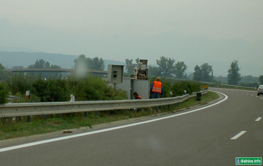 Stacionarni radar na D1