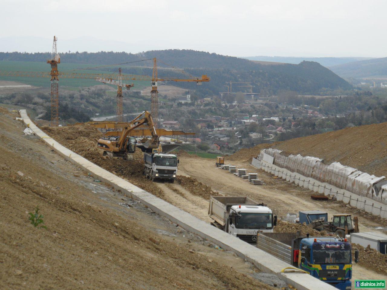 D1_FS_zárez medzi Hendrichovcami a Bertotovcami