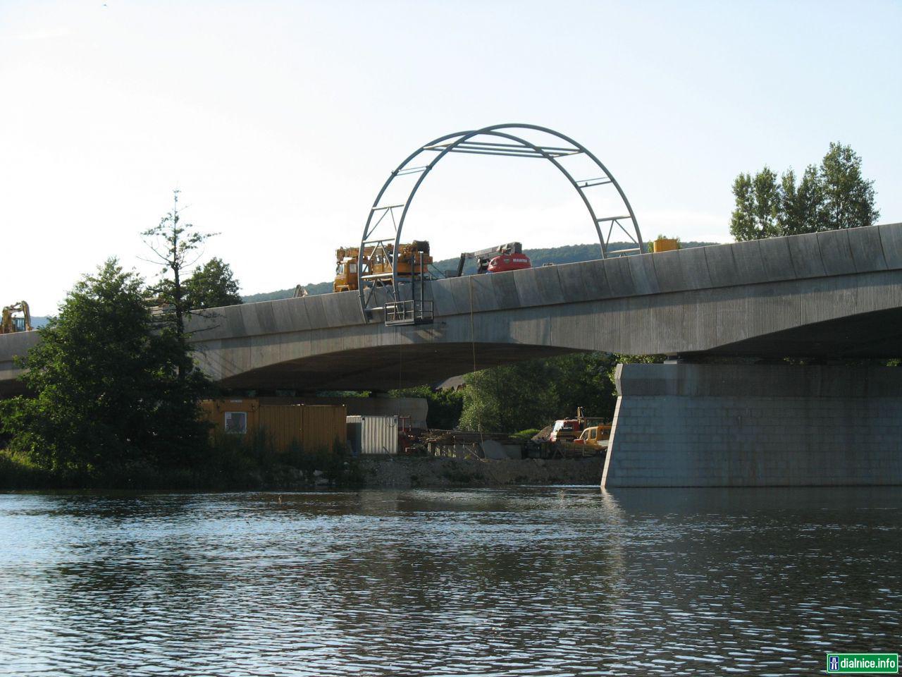 ŽSR, Modernizácia trate Zlatovce-Trenčianska Teplá 07/2016