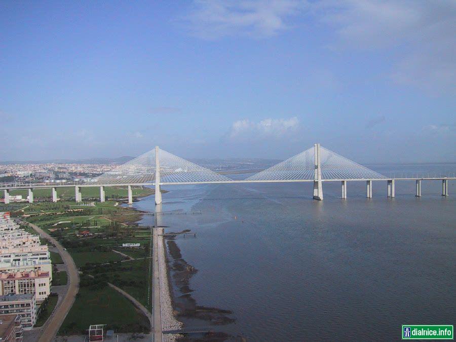 Portugalsko - Most Vasco da Gama