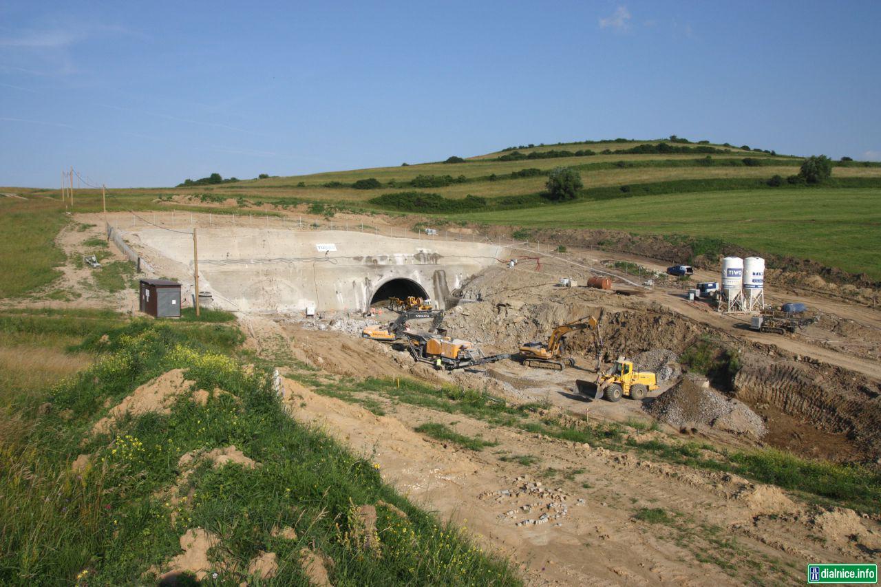 D1 Jánovce-Jablonov , tunel Šibenik