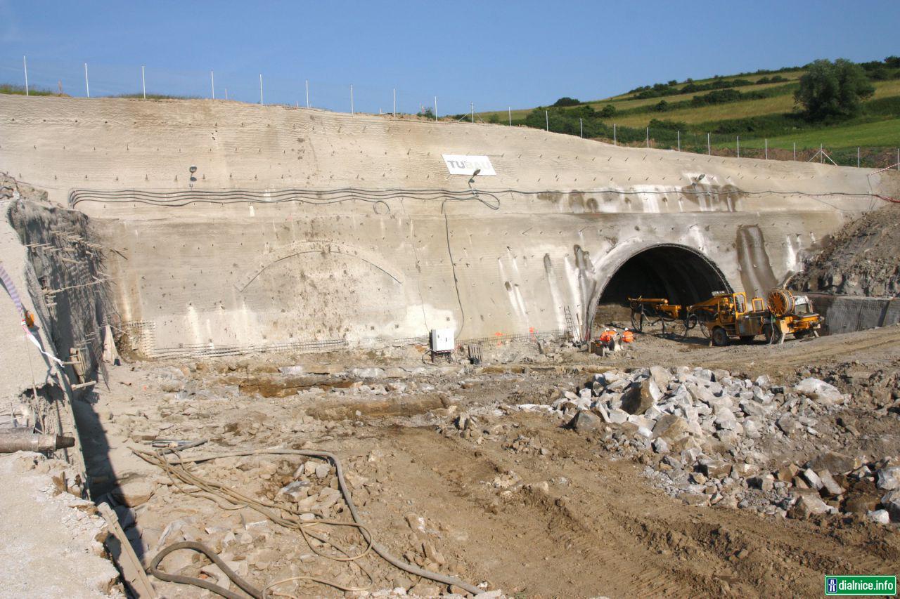D1 Jánovce-Jablonov , tunel Šibenik