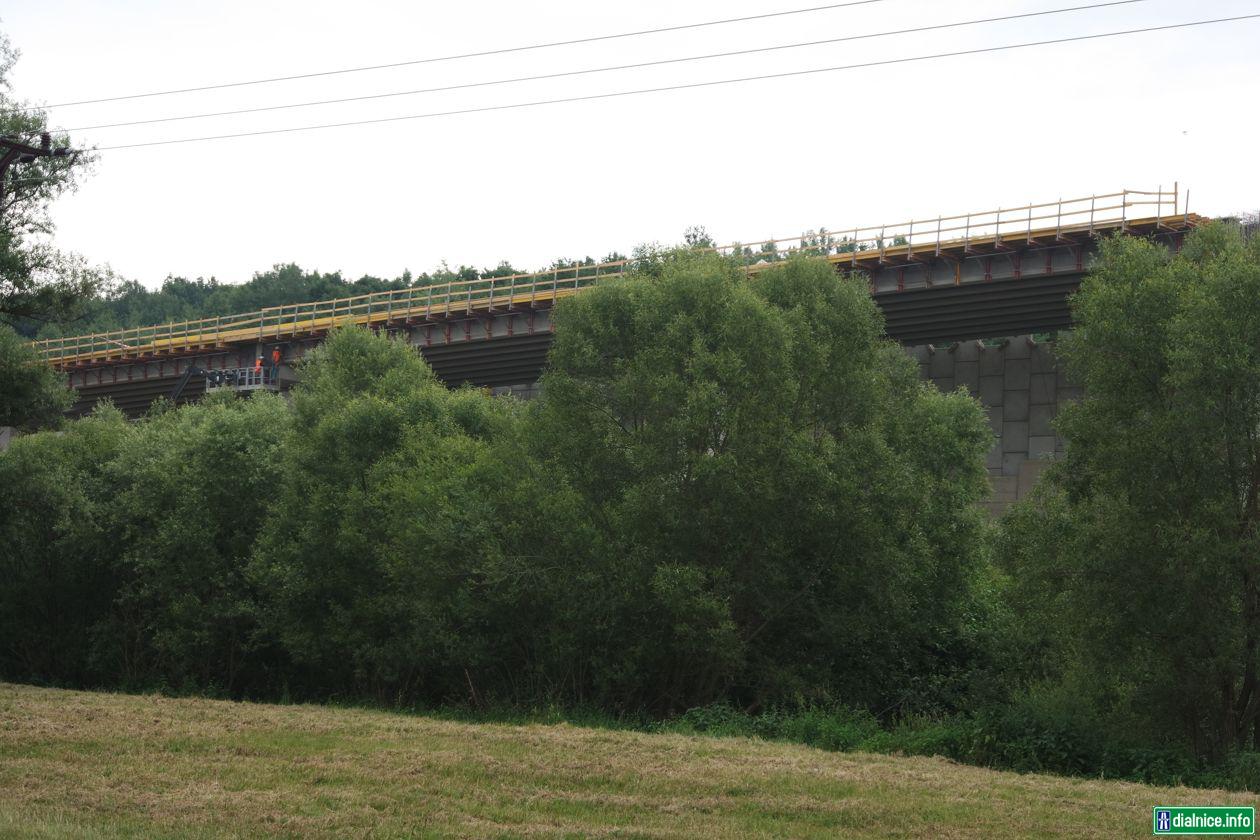 D1_Fričovce-Svinia_most za Chminianskou