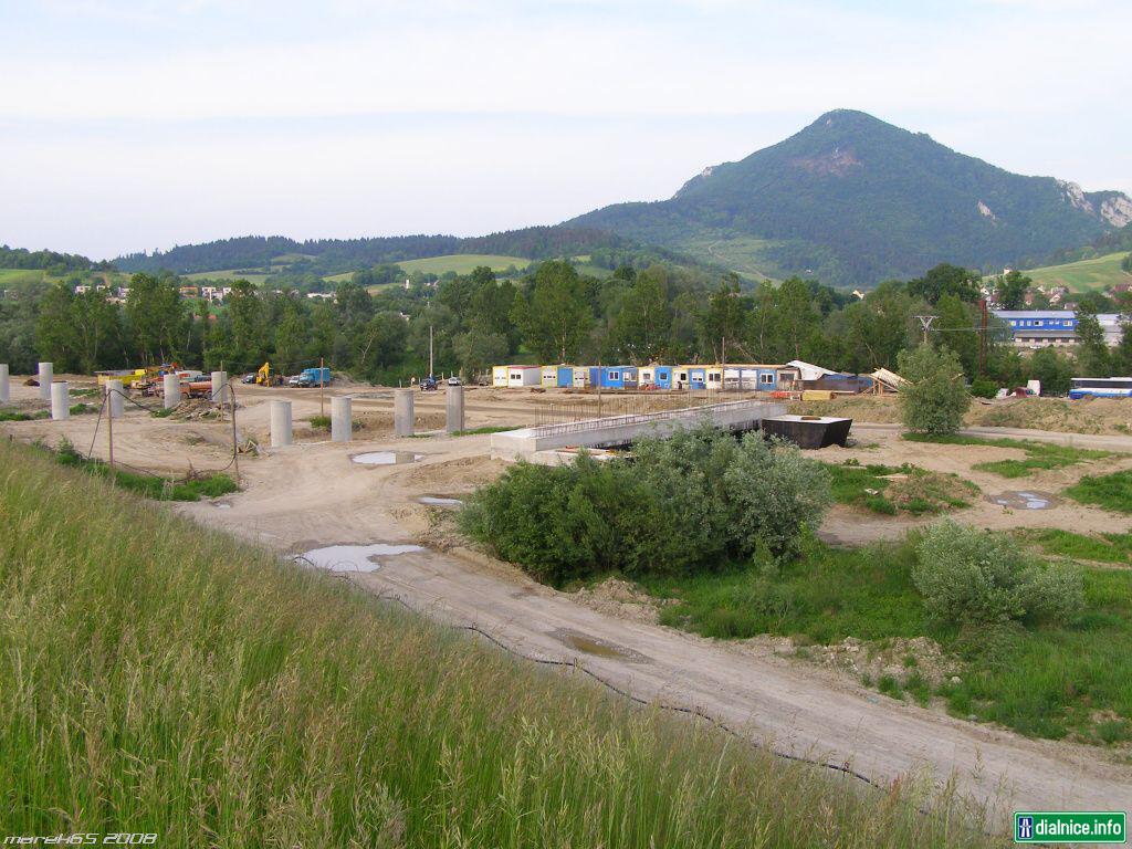 Stavebny dvor medzi Pov.Podhradim a Pov.Teplou