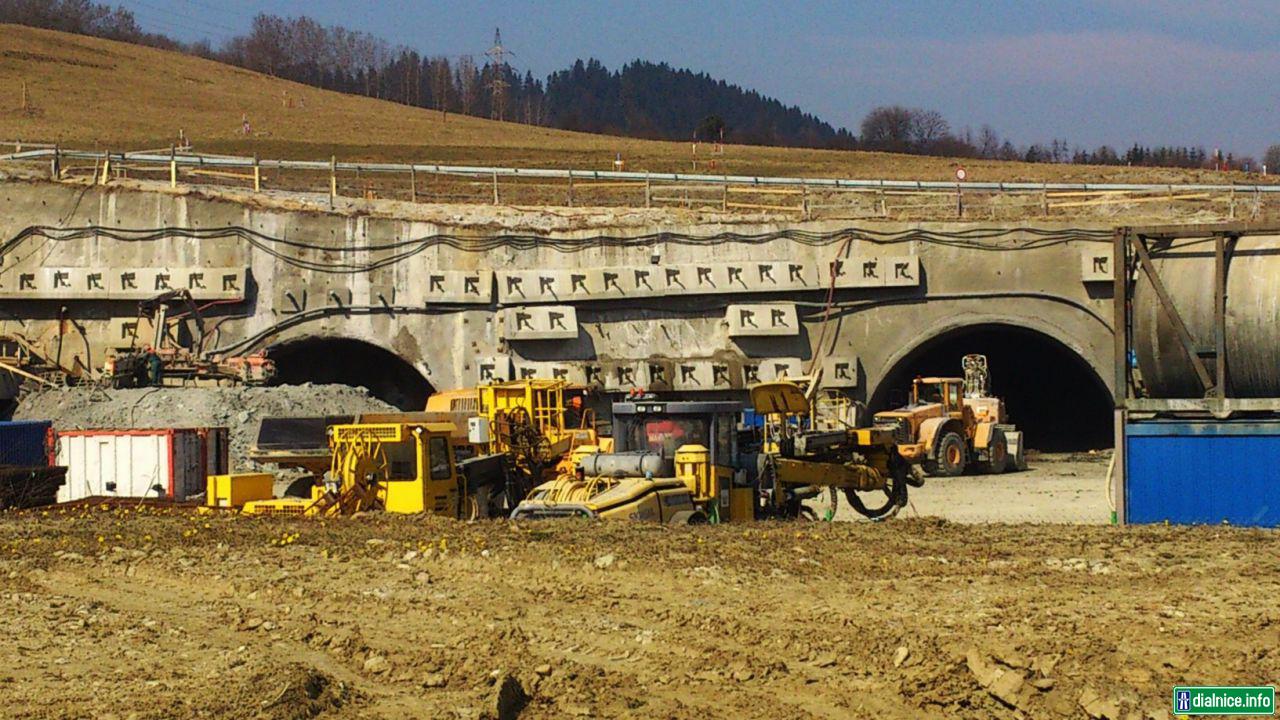 Tunel Ovčiarsko - východný portál