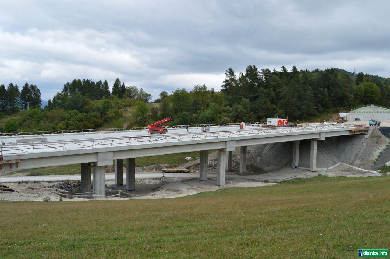 D1 v Hričovskom podhradí