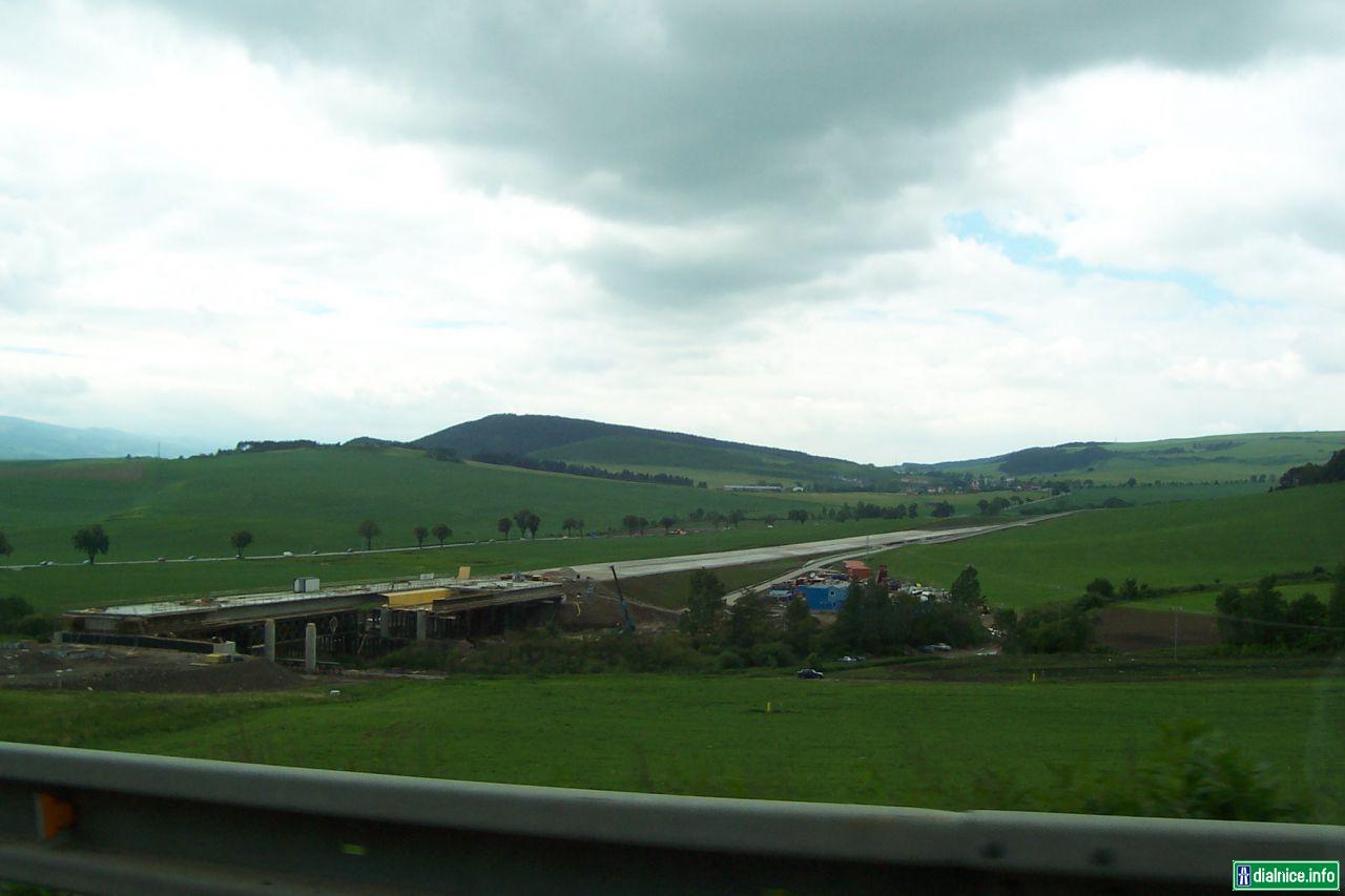 Medzi MUK Sp. Stvrtok a prelozkou I/18