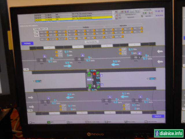 DOD_pohlad do prepojovacej chodby kde bola simulovana ukazka pracoviska riadenia tunela_vyznacenie osvetlenia na unik z tunela