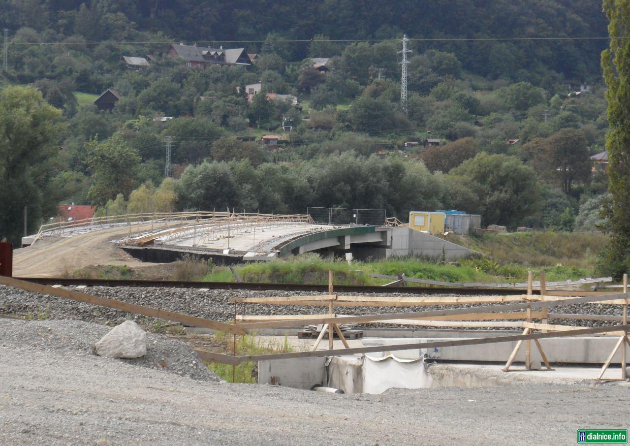 Nábrežná_most cez Sekčov