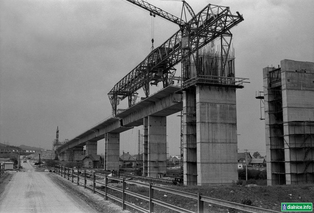 Výstavba viaduktu pri Liptovskom Jáne