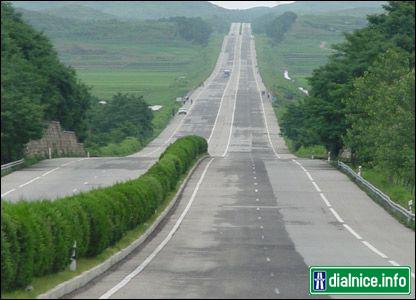 Diaľnice v Severnej Koréi