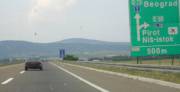 Diaľnica v Srbsku (južne od mesta Niš)